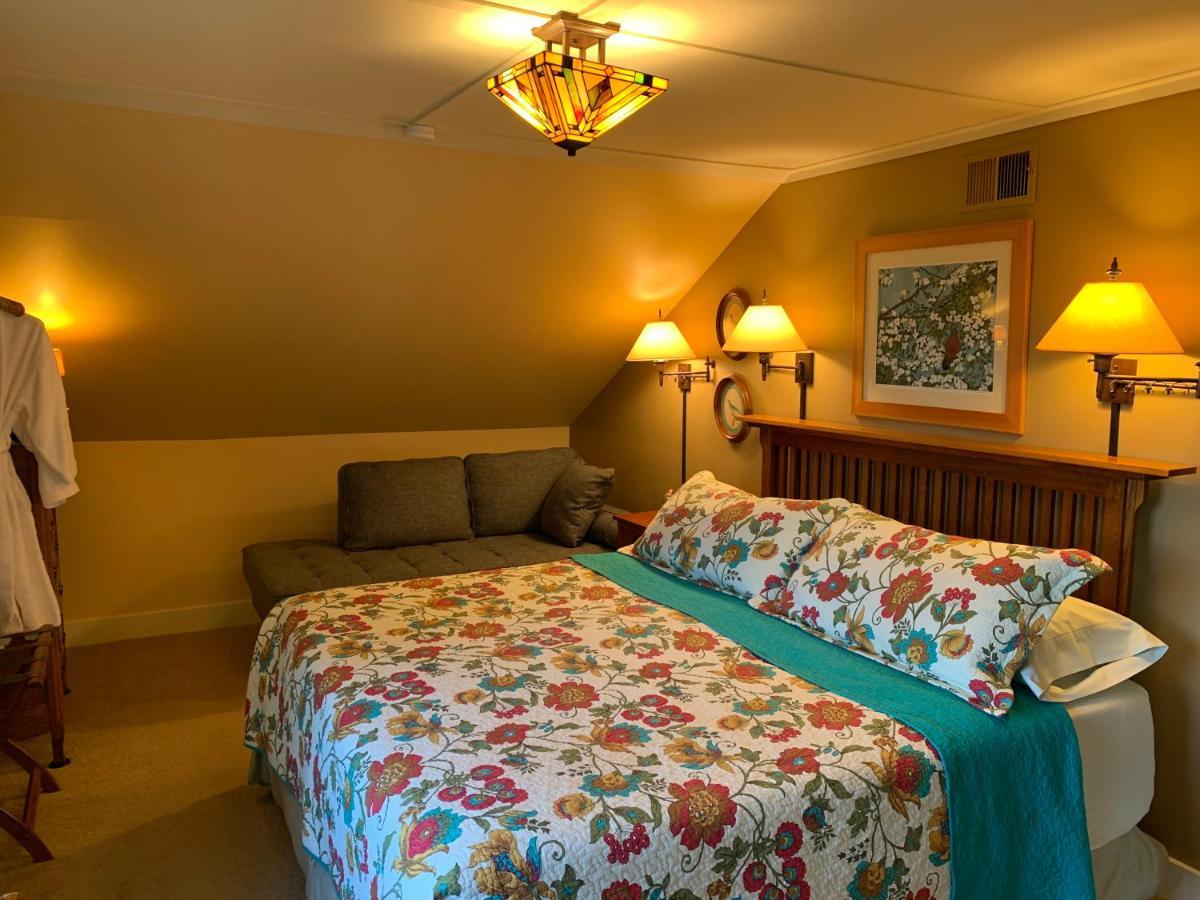 Kangaroo House Bed & Breakfast Eastsound Exteriör bild